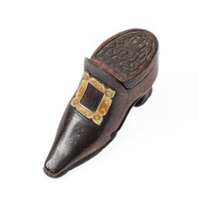 Large Antique Georgian Period Wooden Shoe Snuff Box