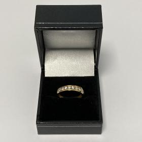 18ct Gold Diamond Ring