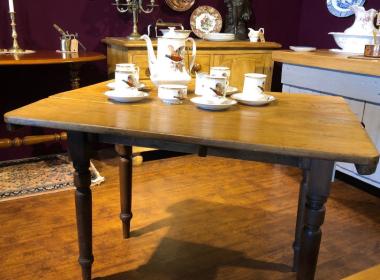 Space saving dining tables for small spaces big on character