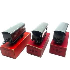 Hornby No 1 Passenger Set