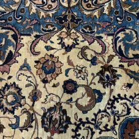Hand Knotted Persian Rug 1940s Kirman