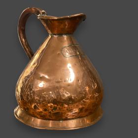 Georgian One Gallon Copper Haystack Measure