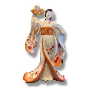 Coalport Limited Edition Figure of Madam Butterfly