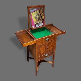 George III Mahogany Gentlemans Shaving Stand
