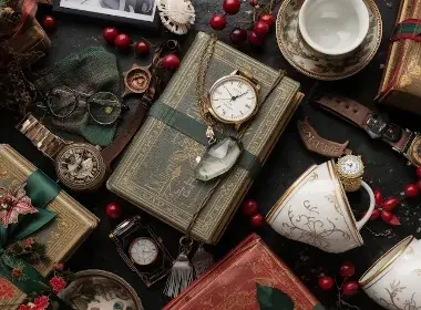 why antiques make the perfect present